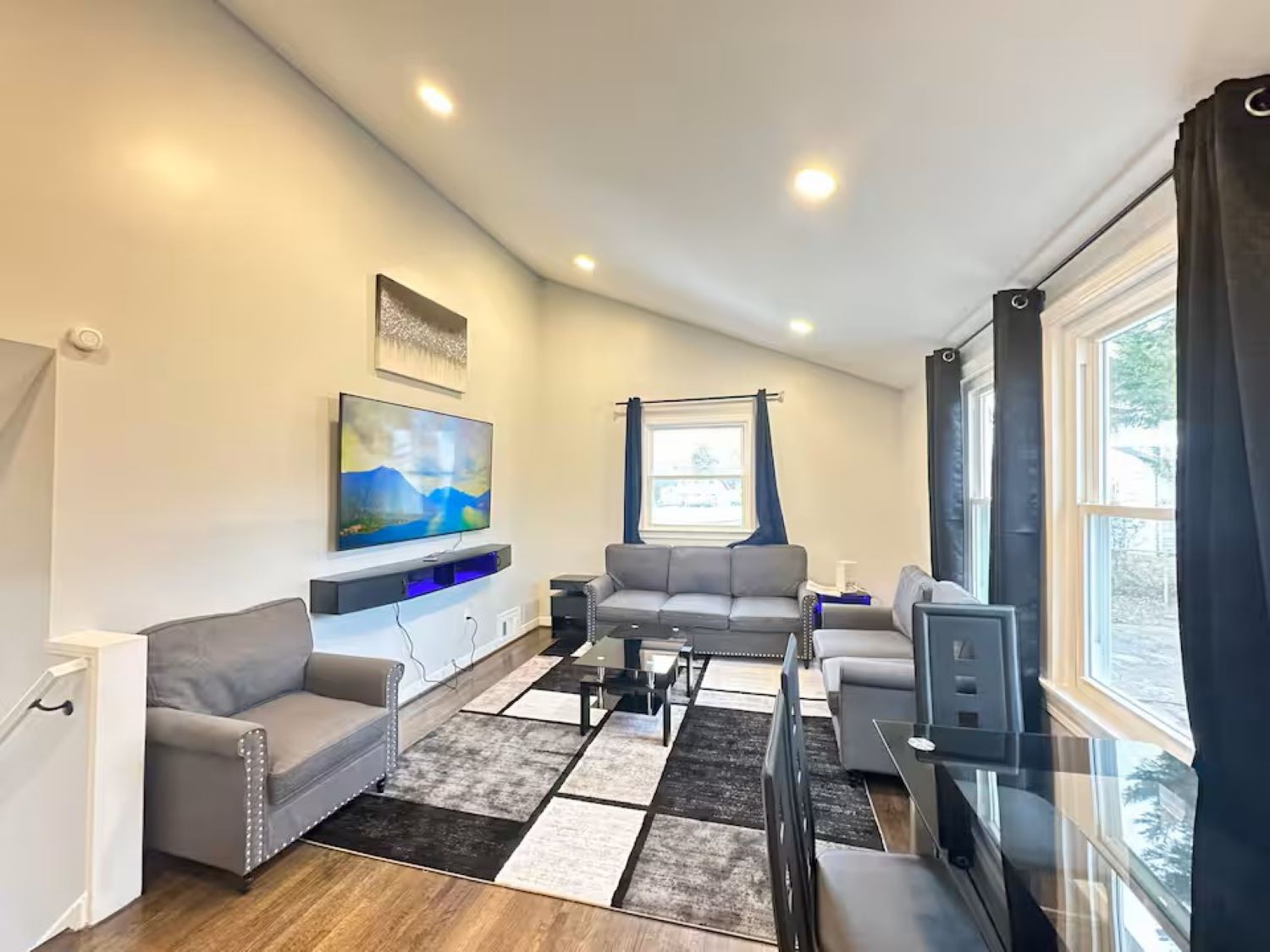 A home near Gaylord National Resort & Convention Center