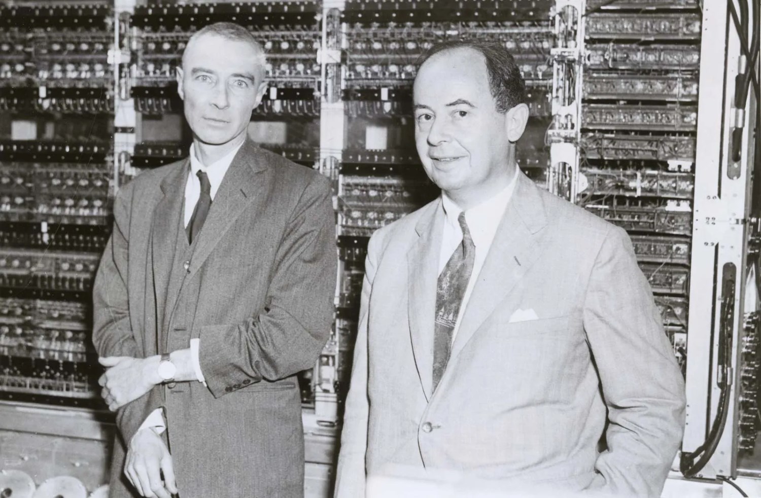 Oppenheimer is in his work site