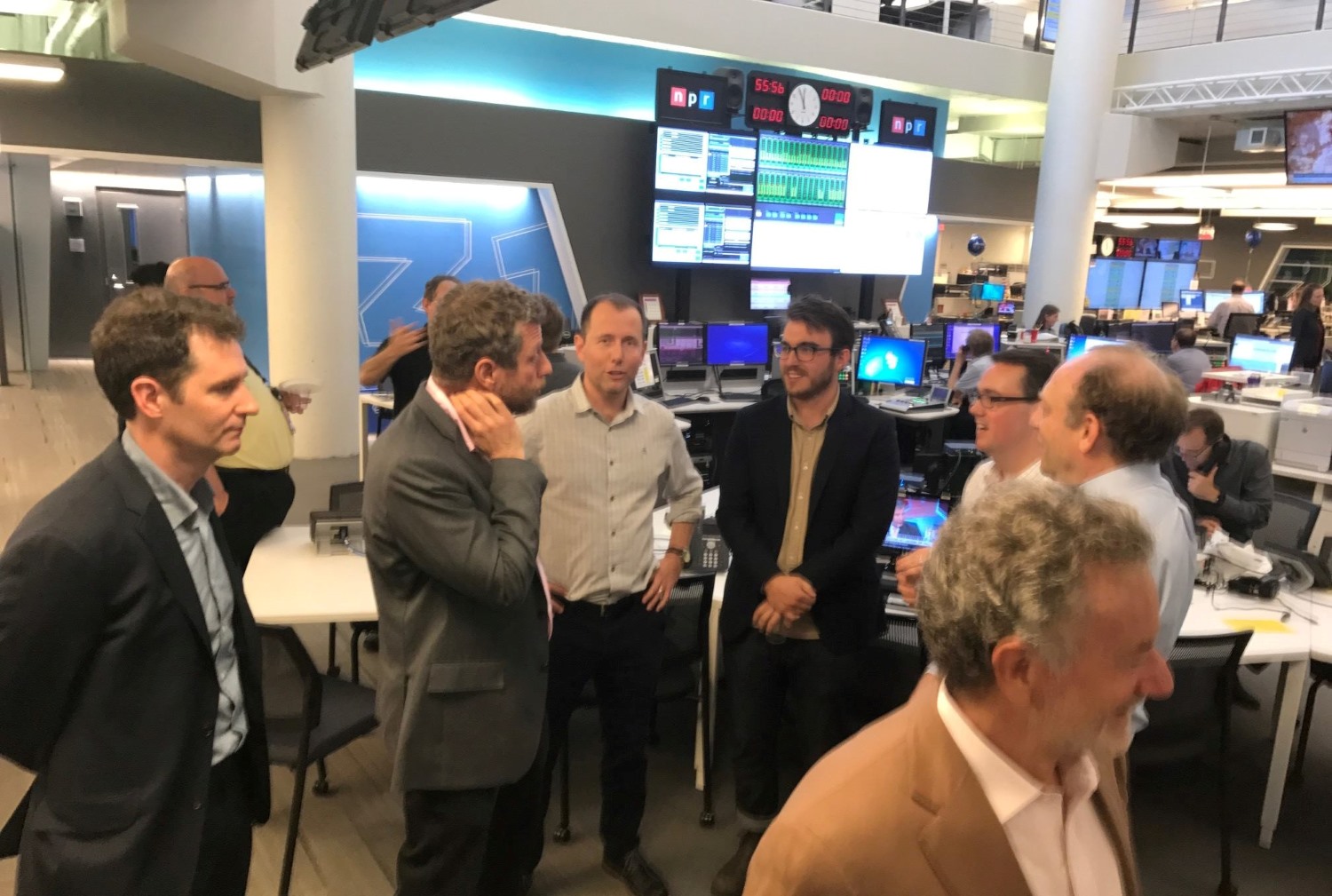 Media companies in a discussion about banks