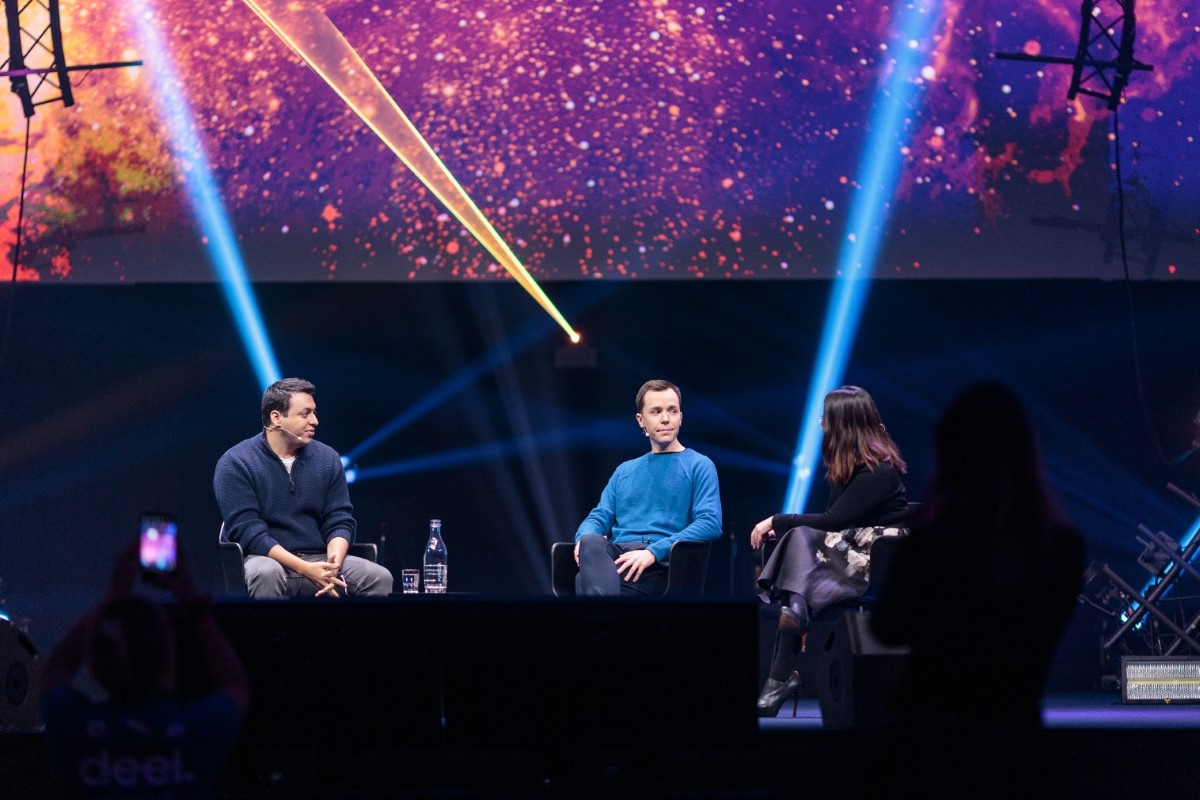 Deel CEO and co-founder speaks on stage
