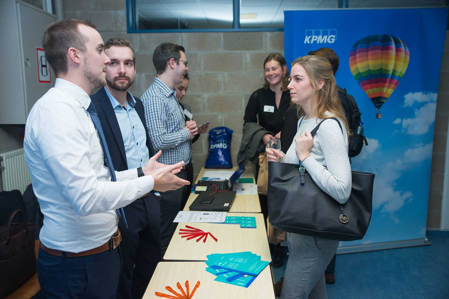 Reveal the Biggest Challenge to Consistently Deliver Great Customer Service