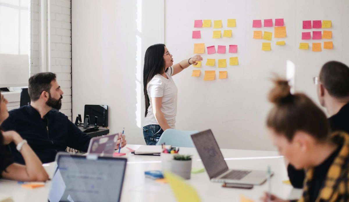 Amount engineers and designers collaborate on project