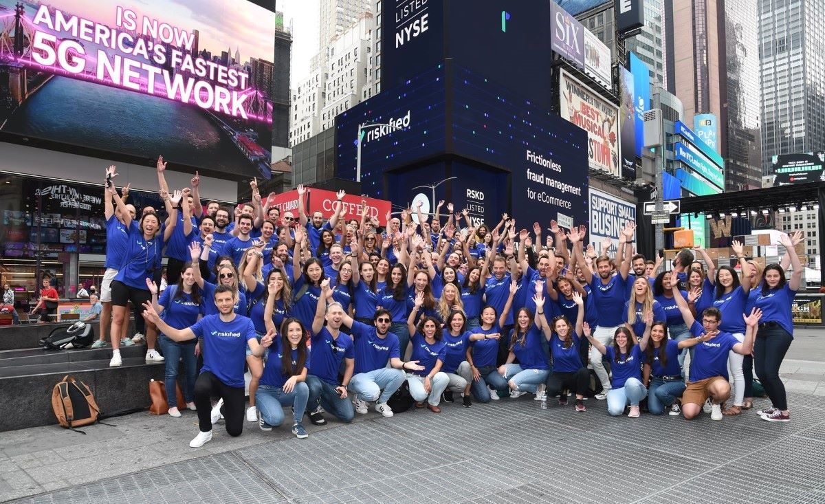 Riskified staff celebrate during IPO day