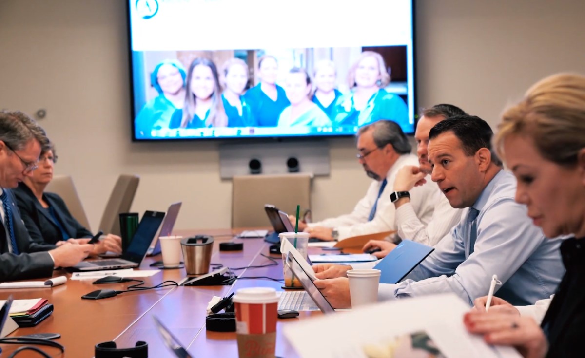 Ardent Health staff collaborate in a meeting