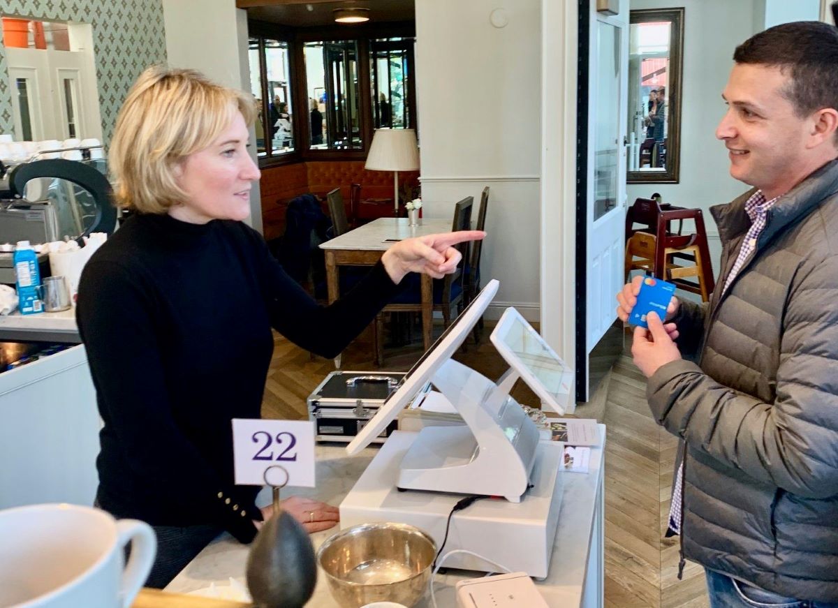 BlueVine staff collaborate with small business owner