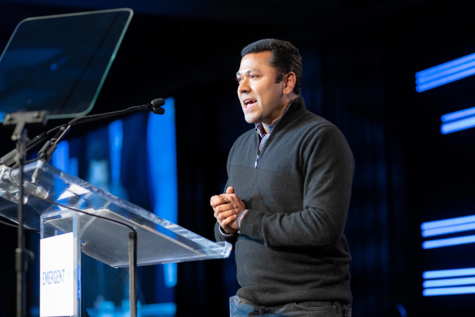 FourKites CEO and founder speaks at the conference