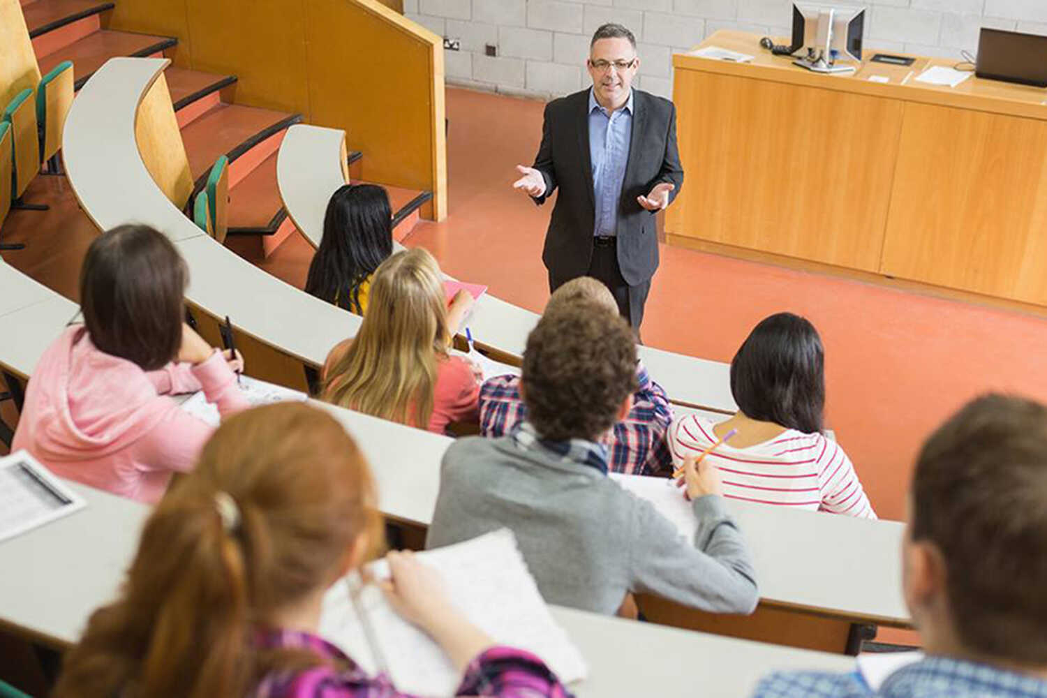 Critical Lessons to Keep Yourself Well Versed in the Rules of Corporate Life