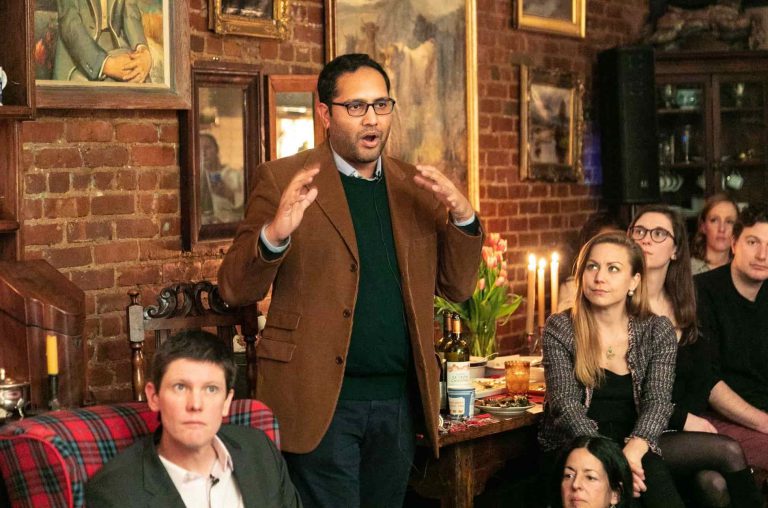 Better founder and CEO share story in a meetup event