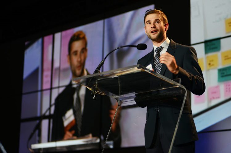 Epharmix CEO in a pitch event in Saint Louis