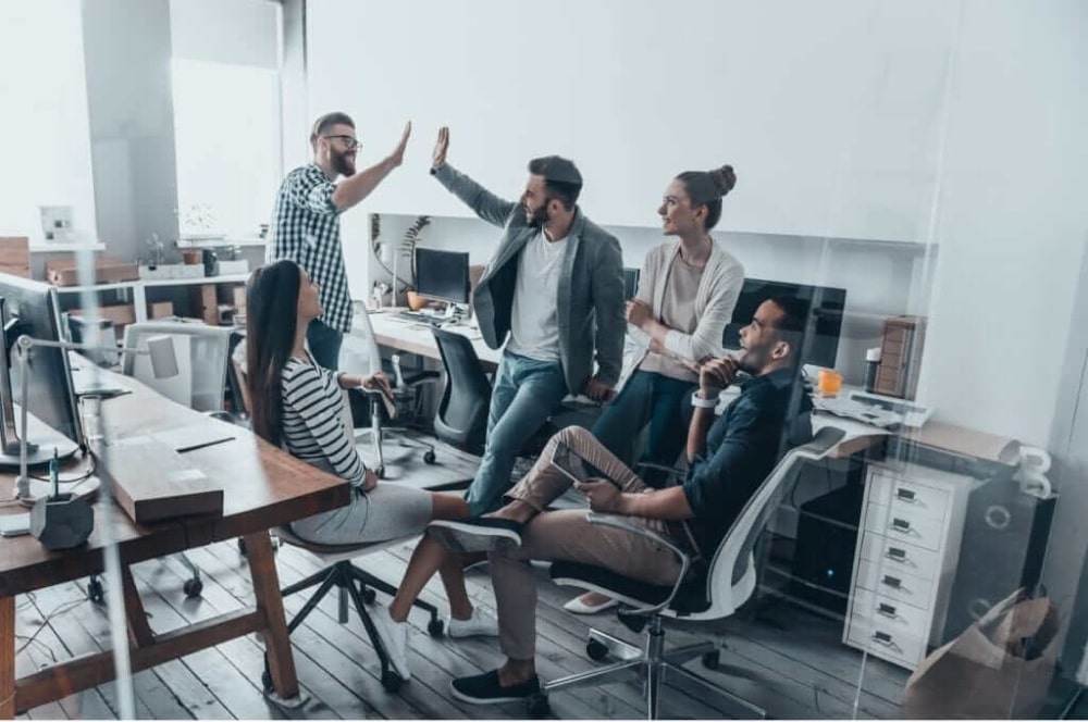 Digital Marketing Team Best Practices On A Shoestring Budget - Featured Image