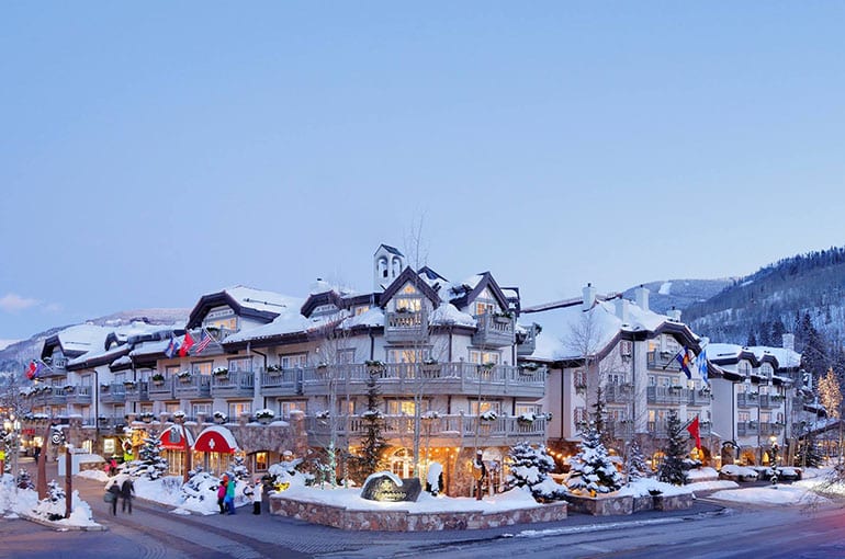 9 Steps Toward An Ace Hotelier - Featured Image