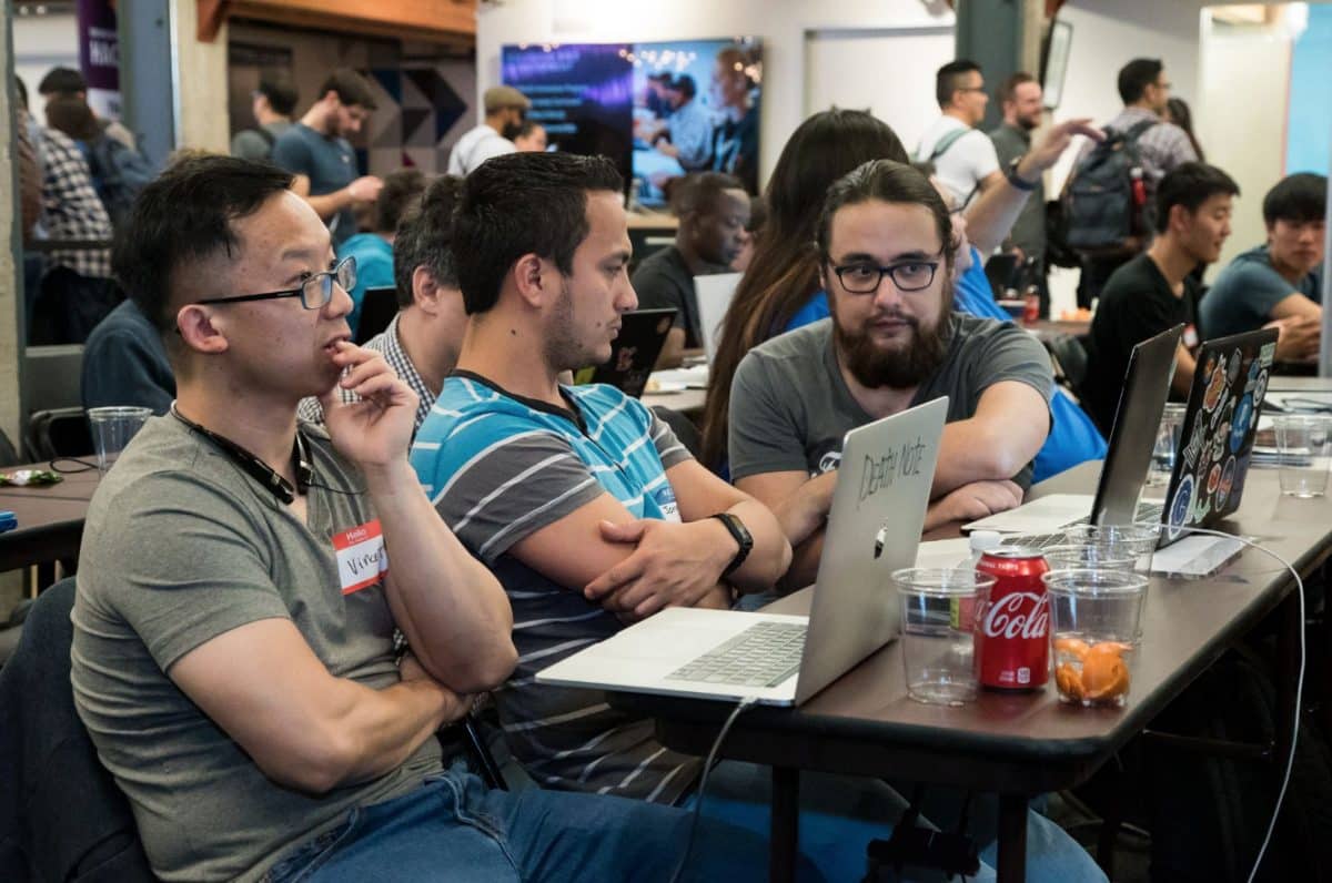 3 Misconceives Bringing Bad Reputation For Outsourcing-Featured Image