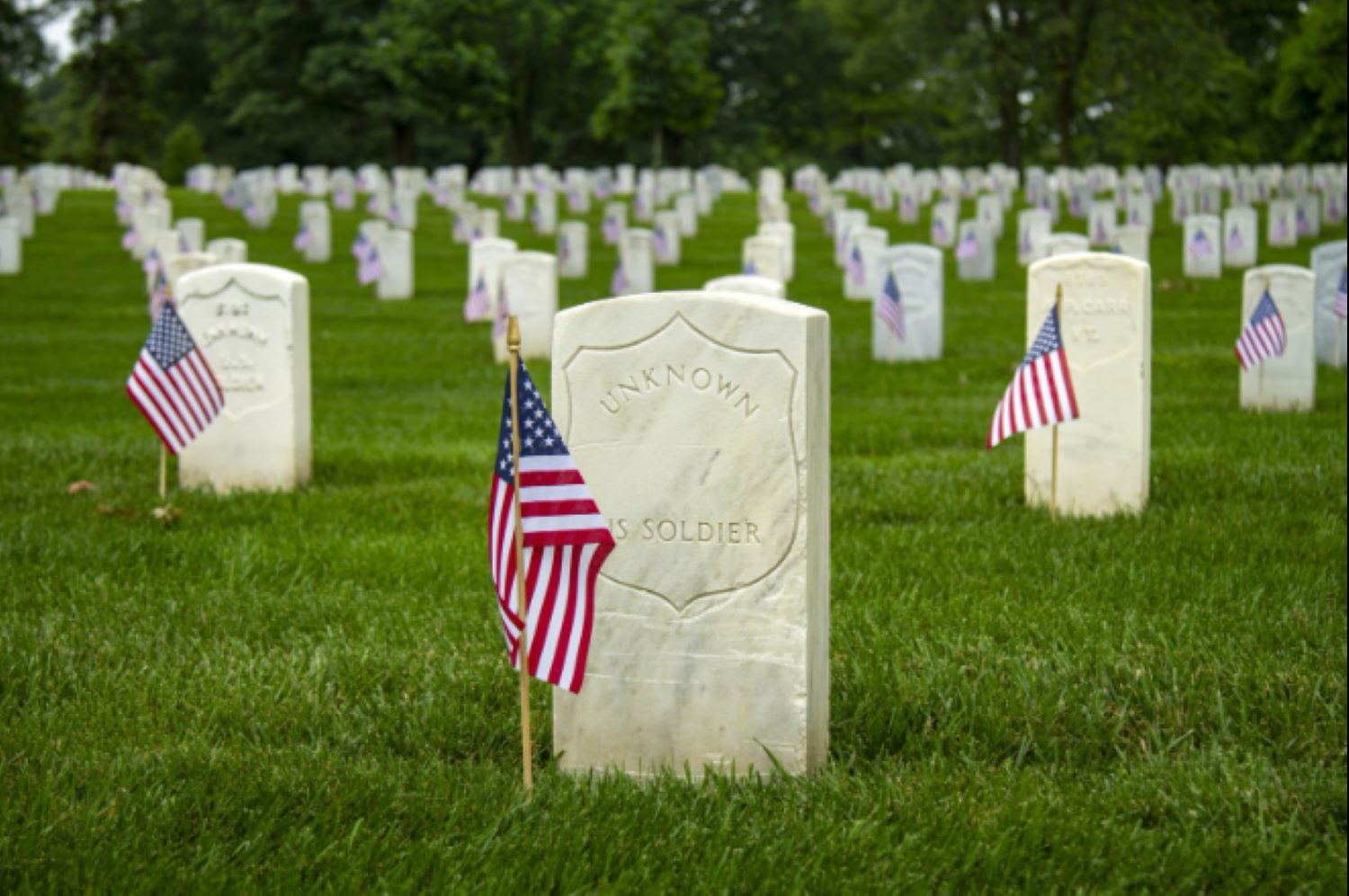 Flags at gravestones